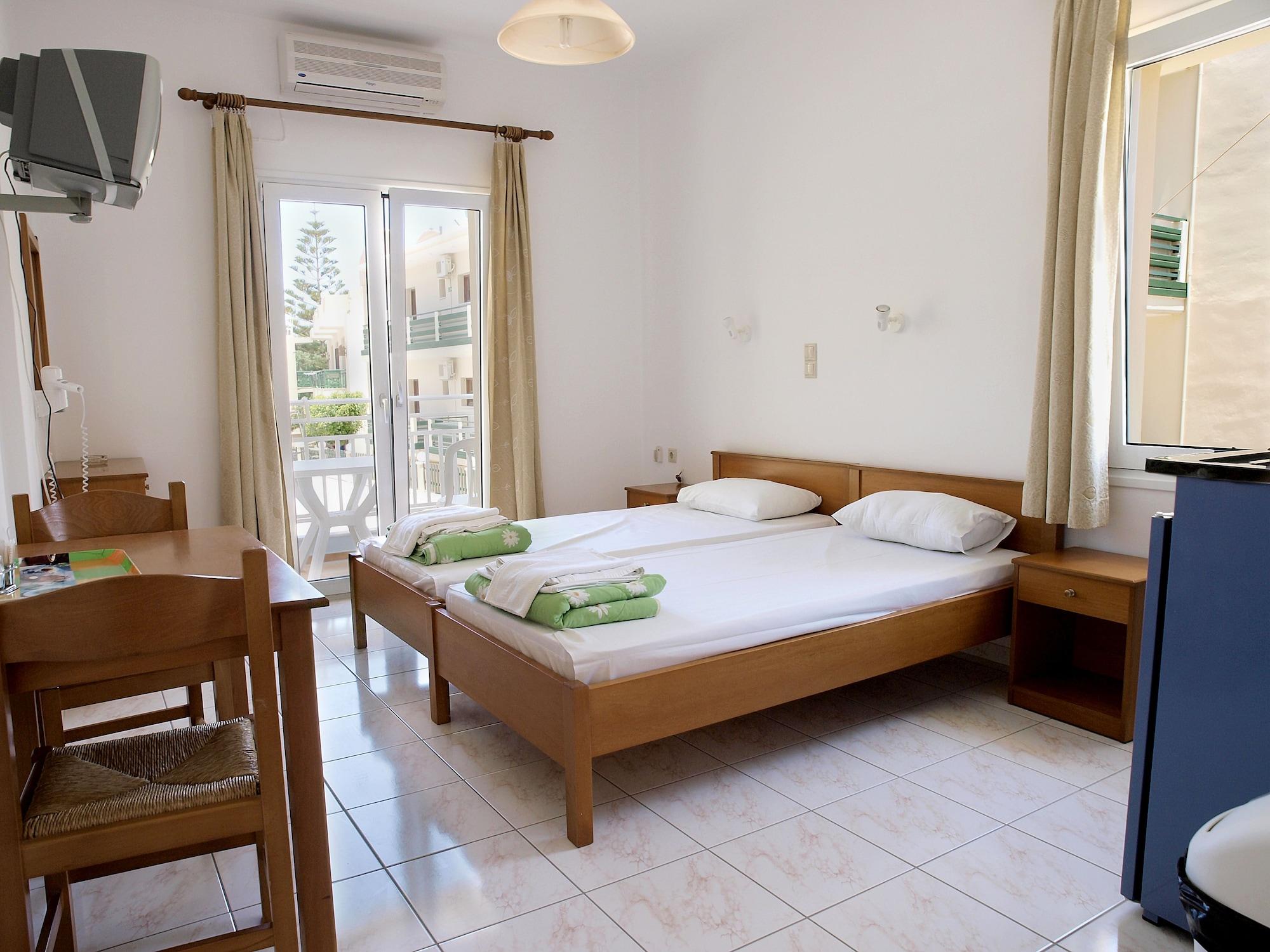 Despina Studios Agia Marina Extérieur photo