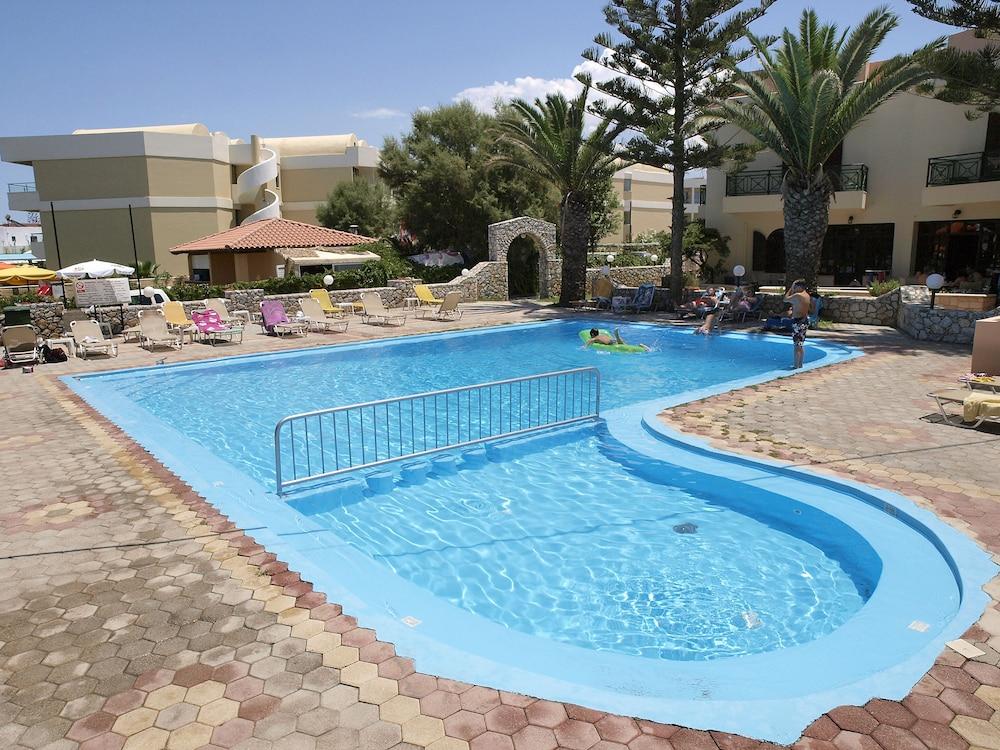Despina Studios Agia Marina Extérieur photo