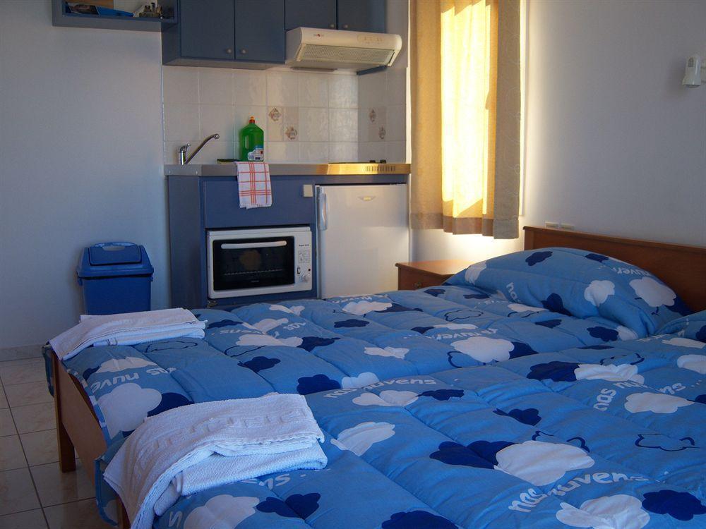 Despina Studios Agia Marina Extérieur photo